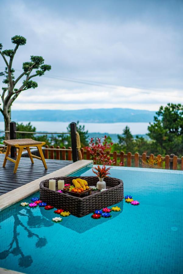 Mjoraste Sapanca Boutique Villas Bagian luar foto